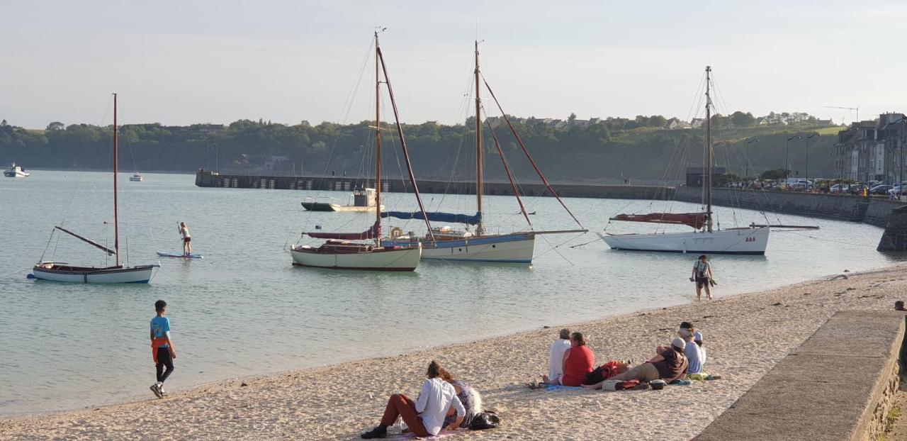 Port De La Houle - Beau 3 Pieces Classe 3 Etoiles Avec Garage Prive カンカル エクステリア 写真